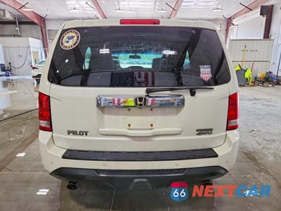 Zdjęcie 6 z 13 samochodu: 2015 HONDA PILOT TOURING VIN:5FNYF4H94FB044203 - miniatura