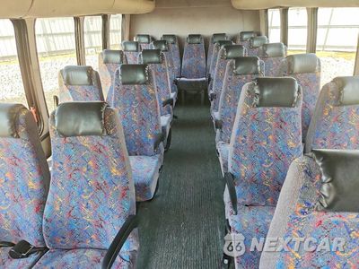 Zdjęcie 6 z 10 samochodu: 2006 FORD E450 SHUTTLE BUS VIN:1FDXE45P56DB00489 - miniatura