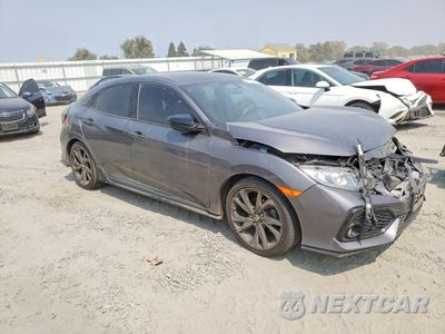Czwarte zdjęcie samochodu z boku: 2017 HONDA CIVIC SPORT VIN:SHHFK7H44HU410381 - miniatura