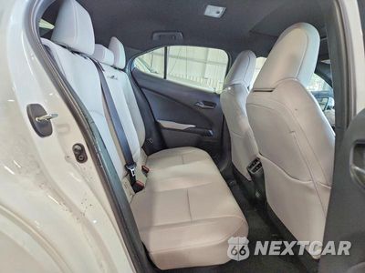 Zdjęcie 10 z 12 samochodu: 2025 LEXUS UX 300H F SPORT DESIGN VIN:JTHUCJDH7S2006396 - miniatura