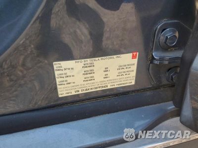 Zdjęcie 12 z 12 samochodu: 2014 TESLA MODEL S VIN:5YJSA1H1XEFP28426 - miniatura