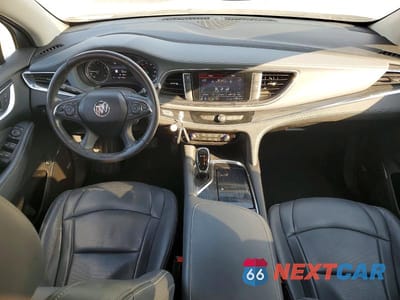 Zdjęcie 8 z 13 samochodu: 2021 BUICK ENCLAVE ESSENCE VIN:5GAERBKW2MJ111899 - miniatura
