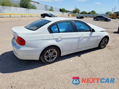 Trzecie zdjęcie samochodu z tyłu: 2008 BMW 328 I SULEV VIN:WBAVC53508FZ88176 - miniatura