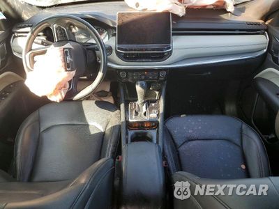 Zdjęcie 8 z 13 samochodu: 2024 JEEP COMPASS LIMITED VIN:3C4NJDCN3RT592768 - miniatura