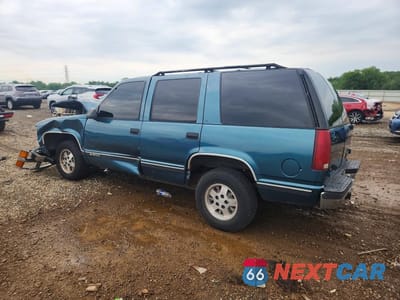 Drugie zdjęcie samochodu z przodu: 1995 CHEVROLET TAHOE C1500 VIN:1GNEC13K6SJ376450 - miniatura