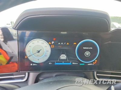 Zdjęcie 9 z 12 samochodu: 2024 HYUNDAI ELANTRA LIMITED VIN:KMHLP4DG4RU733015 - miniatura