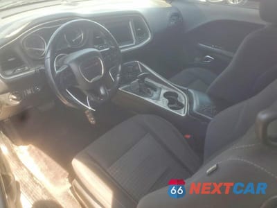 Zdjęcie 8 z 12 samochodu: 2018 DODGE CHALLENGER R/T VIN:2C3CDZBT2JH265422 - miniatura