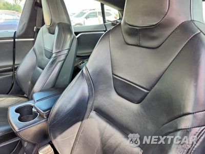 Zdjęcie 10 z 13 samochodu: 2016 TESLA MODEL S VIN:5YJSA1E44GF128342 - miniatura