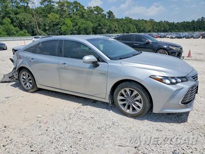 Czwarte zdjęcie samochodu z boku: 2020 TOYOTA AVALON XLE VIN:4T1A21FB1LU012289 - miniatura