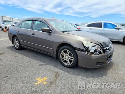 Czwarte zdjęcie samochodu z boku: 2006 HONDA ACCORD EX VIN:1HGCM56756A102188 - miniatura