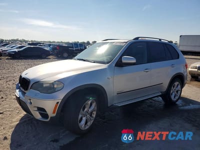 2012 BMW X5 XDRIVE50I 5UXZV8C53CL426300 - główne zdjęcie licytacji z USA - miniatura