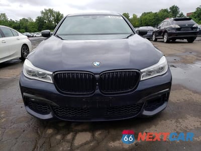 Piąte zdjęcie samochodu w środku: 2016 BMW 750 XI VIN:WBA7F2C54GG415837 - miniatura