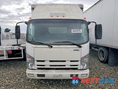 Piąte zdjęcie samochodu w środku: 2009 ISUZU NPR BOX TRUCK VIN:JALB4W16497400827 - miniatura