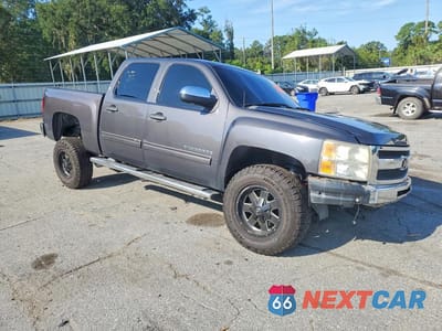 Czwarte zdjęcie samochodu z boku: 2011 CHEVROLET SILVERADO C1500 LT VIN:3GCPCSE01BG200023 - miniatura