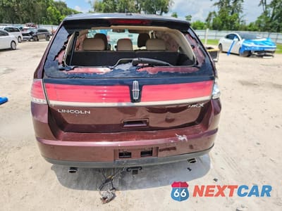 Zdjęcie 6 z 13 samochodu: 2010 LINCOLN MKX VIN:2LMDJ6JC0ABJ19919 - miniatura