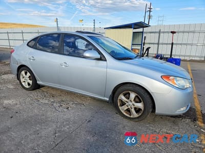 Czwarte zdjęcie samochodu z boku: 2008 HYUNDAI ELANTRA GLS VIN:KMHDU46D08U444731 - miniatura