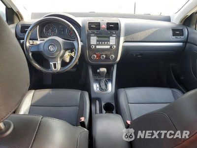 Zdjęcie 8 z 12 samochodu: 2010 VOLKSWAGEN JETTA LIMITED VIN:3VWAZ7AJ7AM105799 - miniatura