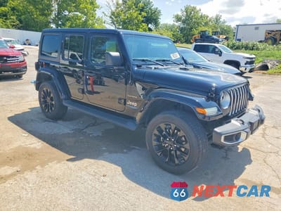 Piąte zdjęcie samochodu w środku: 2021 JEEP WRANGLER UNLIMITED SAHARA 4XE VIN:1C4JJXP66MW828982 - miniatura