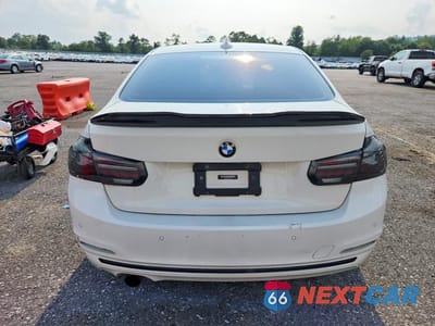 Zdjęcie 6 z 12 samochodu: 2018 BMW 330 XI VIN:WBA8D9C58JA607906 - miniatura