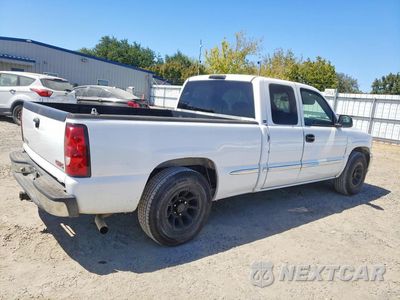 Trzecie zdjęcie samochodu z tyłu: 2002 GMC NEW SIERRA C1500 VIN:2GTEC19V821390080 - miniatura