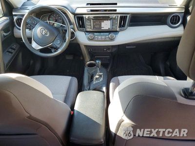 Zdjęcie 8 z 13 samochodu: 2015 TOYOTA RAV4 XLE VIN:2T3WFREV4FW190245 - miniatura