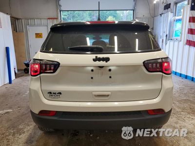 Zdjęcie 6 z 13 samochodu: 2021 JEEP COMPASS LATITUDE VIN:3C4NJDBB1MT533671 - miniatura