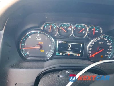 Zdjęcie 9 z 14 samochodu: 2016 CHEVROLET SUBURBAN C1500 LT VIN:1GNSCHKC6GR413950 - miniatura