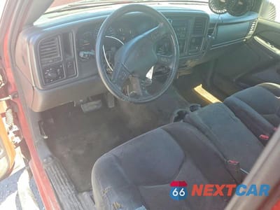 Zdjęcie 8 z 12 samochodu: 2005 CHEVROLET SILVERADO C2500 HEAVY DUTY VIN:1GCHC29225E305813 - miniatura