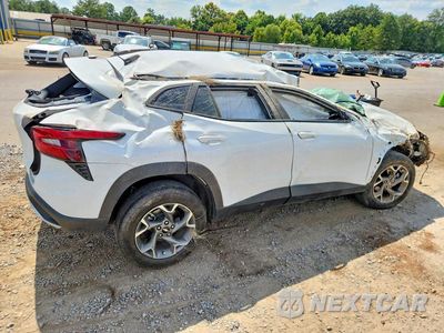 Trzecie zdjęcie samochodu z tyłu: 2025 CHEVROLET TRAX 1LT VIN:KL77LHEP0SC233403 - miniatura