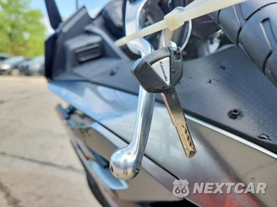 Zdjęcie 8 z 9 samochodu: 2025 KAWASAKI EX500 VIN:ML5EXGG13SDA37173 - miniatura