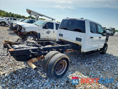 Trzecie zdjęcie samochodu z tyłu: 2025 FORD F350 SUPER DUTY VIN:1FD8W3HNXSED07857 - miniatura