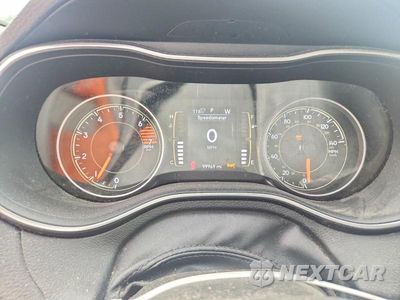 Zdjęcie 9 z 12 samochodu: 2021 JEEP CHEROKEE LATITUDE VIN:1C4PJLCB0MD115996 - miniatura
