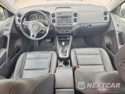 Zdjęcie 8 z 13 samochodu: 2013 VOLKSWAGEN TIGUAN S VIN:WVGAV3AX7DW583782 - miniatura