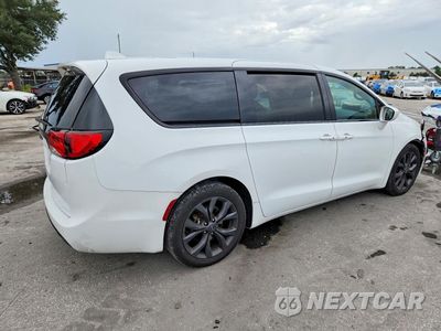 Trzecie zdjęcie samochodu z tyłu: 2020 CHRYSLER PACIFICA TOURING VIN:2C4RC1FG9LR110421 - miniatura