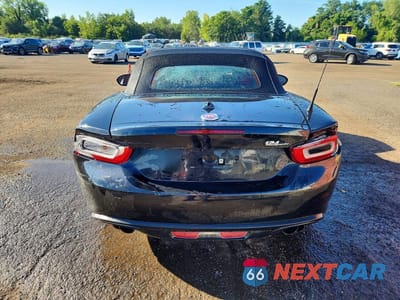 Zdjęcie 6 z 13 samochodu: 2020 FIAT 124 SPIDER CLASSICA VIN:JC1NFAEK2L0145773 - miniatura