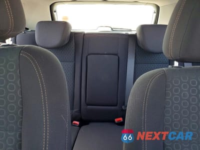 Zdjęcie 10 z 14 samochodu: 2020 CHEVROLET TRAX LS VIN:3GNCJKSB6LL308230 - miniatura