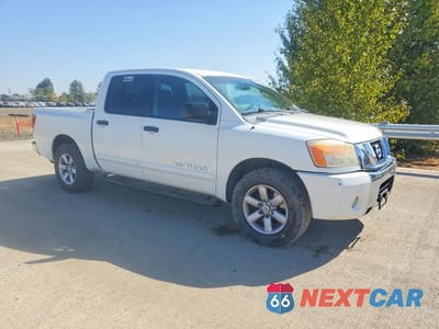 Czwarte zdjęcie samochodu z boku: 2010 NISSAN TITAN SE VIN:1N6BA0ED3AN302532 - miniatura