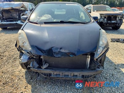 Piąte zdjęcie samochodu w środku: 2012 HONDA FIT SPORT VIN:JHMGE8H5XCC018683 - miniatura