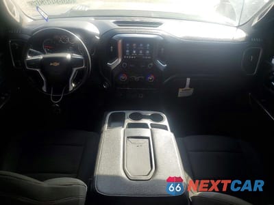 Zdjęcie 8 z 13 samochodu: 2022 CHEVROLET SILVERADO K3500 LT VIN:1GC4YTEY2NF193508 - miniatura