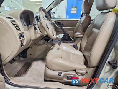 Zdjęcie 7 z 13 samochodu: 2005 FORD ESCAPE LIMITED VIN:1FMYU94105KA15314 - miniatura