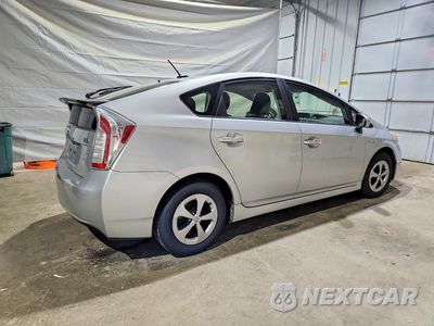 Trzecie zdjęcie samochodu z tyłu: 2013 TOYOTA PRIUS FOUR VIN:JTDKN3DU5D5615239 - miniatura