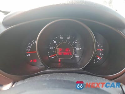 Zdjęcie 9 z 12 samochodu: 2014 KIA SOUL BASE VIN:KNDJN2A28E7746115 - miniatura