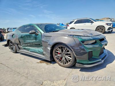 Czwarte zdjęcie samochodu z boku: 2017 CHEVROLET CAMARO LS VIN:1G1FA1RXXH0106649 - miniatura