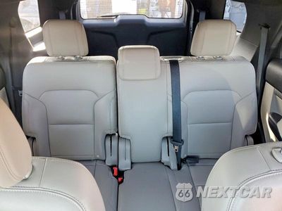 Zdjęcie 10 z 13 samochodu: 2018 FORD EXPLORER XLT VIN:1FM5K8D82JGB70041 - miniatura