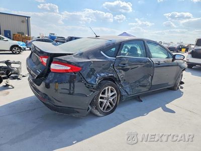 Trzecie zdjęcie samochodu z tyłu: 2015 FORD FUSION SE VIN:1FA6P0HD6F5120450 - miniatura