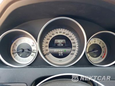Zdjęcie 9 z 13 samochodu: 2014 MERCEDES-BENZ C 250 VIN:WDDGF4HB7ER307894 - miniatura