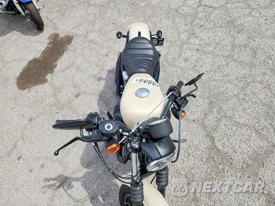 Piąte zdjęcie samochodu w środku: 2022 HARLEY-DAVIDSON IRON XL883 N VIN:1HD4LE218NB414147 - miniatura