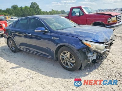 Czwarte zdjęcie samochodu z boku: 2020 KIA OPTIMA LX VIN:5XXGT4L30LG416247 - miniatura
