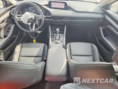 Zdjęcie 8 z 12 samochodu: 2021 MAZDA 3 SELECT VIN:JM1BPBBL4M1342168 - miniatura