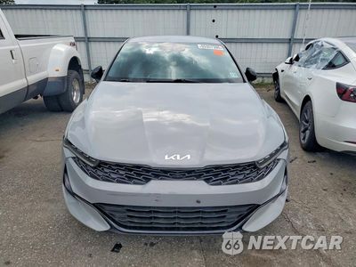 Piąte zdjęcie samochodu w środku: 2022 KIA K5 GT LINE VIN:5XXG64J20NG161474 - miniatura